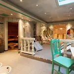 Hotel-garni Jakober - Und 4* فورديرلانرزباخ