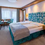 Hotel-garni Jakober - Und فندق 4*