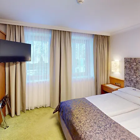 Hotel-garni Jakober - Und מלון ורדרלנרסבאך