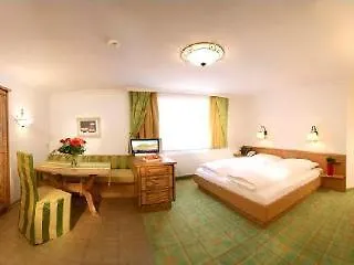 Hotel-garni Jakober 4* Vorderlanersbach
