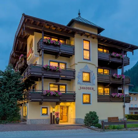 Hotel-garni Jakober - Und ホテル フォルダーラナースバッハ