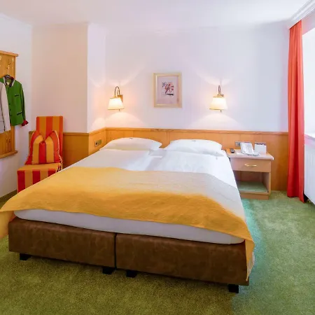 Hotel-garni Jakober 호텔 4*