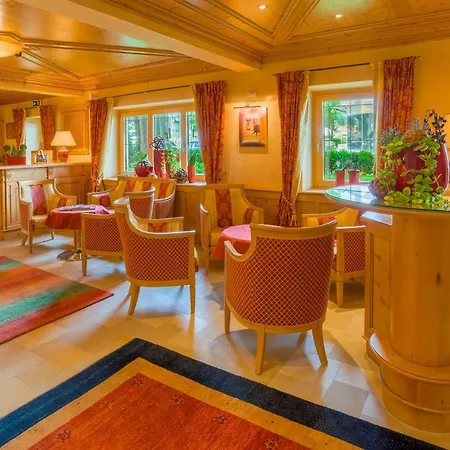 Hotel-garni Jakober - Und ホテル