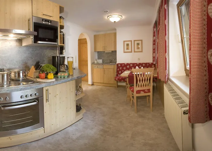 Hotel-garni Jakober - Und Vorderlanersbach