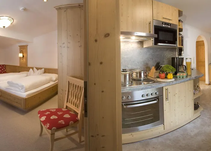 Hotel-garni Jakober - Und Vorderlanersbach