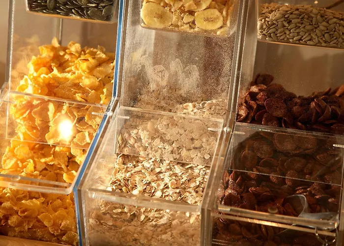 Hotell Hotel-garni Jakober - Und 4*