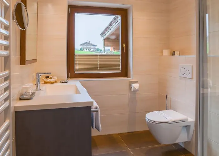 Hotel-garni Jakober - Und Hotell Vorderlanersbach