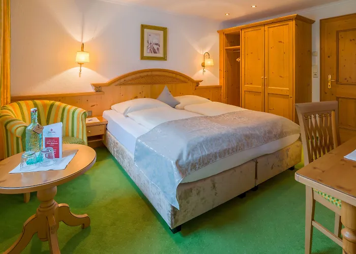 Hotel-garni Jakober - Und Hotell Vorderlanersbach