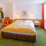 Hotel-garni Jakober - Und Hotel 4*