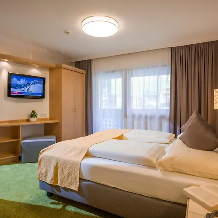 Hotel-garni Jakober - Und Hotel Vorderlanersbach