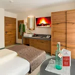 Hotel-garni Jakober - Und Hotel