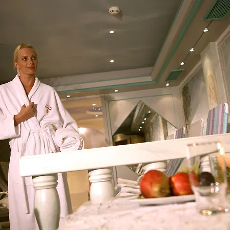 Hotel-garni Jakober - Und 호텔 포더라너스바흐