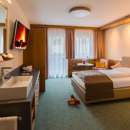 Hotel-garni Jakober 4* ורדרלנרסבאך
